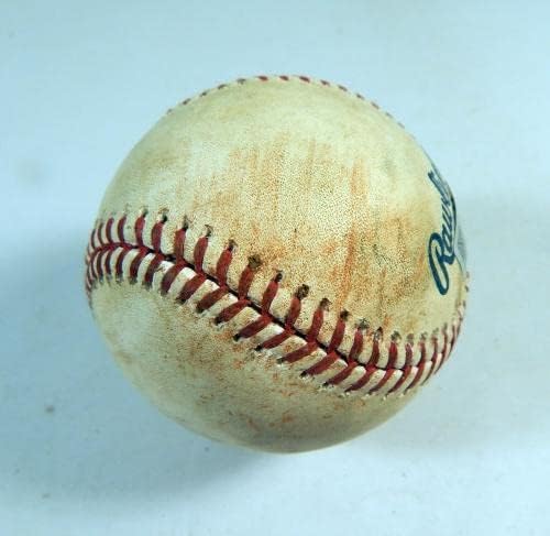 2019 משחק שודדי פיראטים בור וושינגטון נעשה שימוש בבייסבול חואן סוטו קו אאוט - משחק בייסבול משומש
